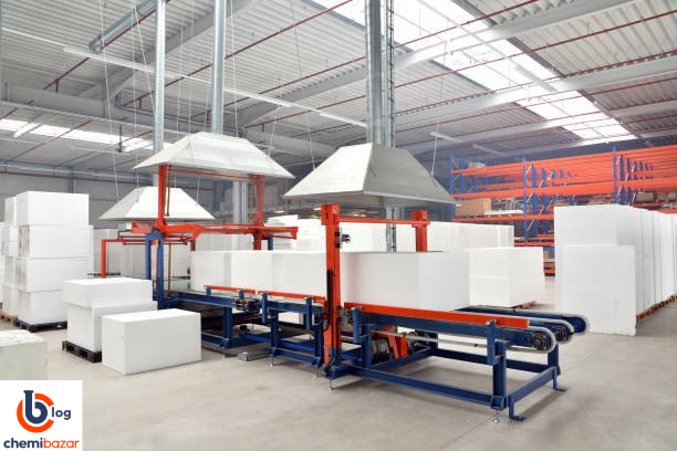 استایرن: تاریخچه، انواع، کاربردها و روش‌های تولید و مسائل زیست‌محیطی